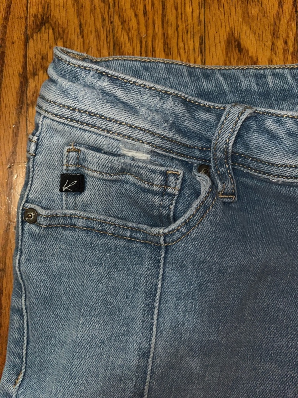 KanCan Light Wash Flared Women’s Jeans - High Rise, Raw Hem Size 29 - Picture 3 of 11